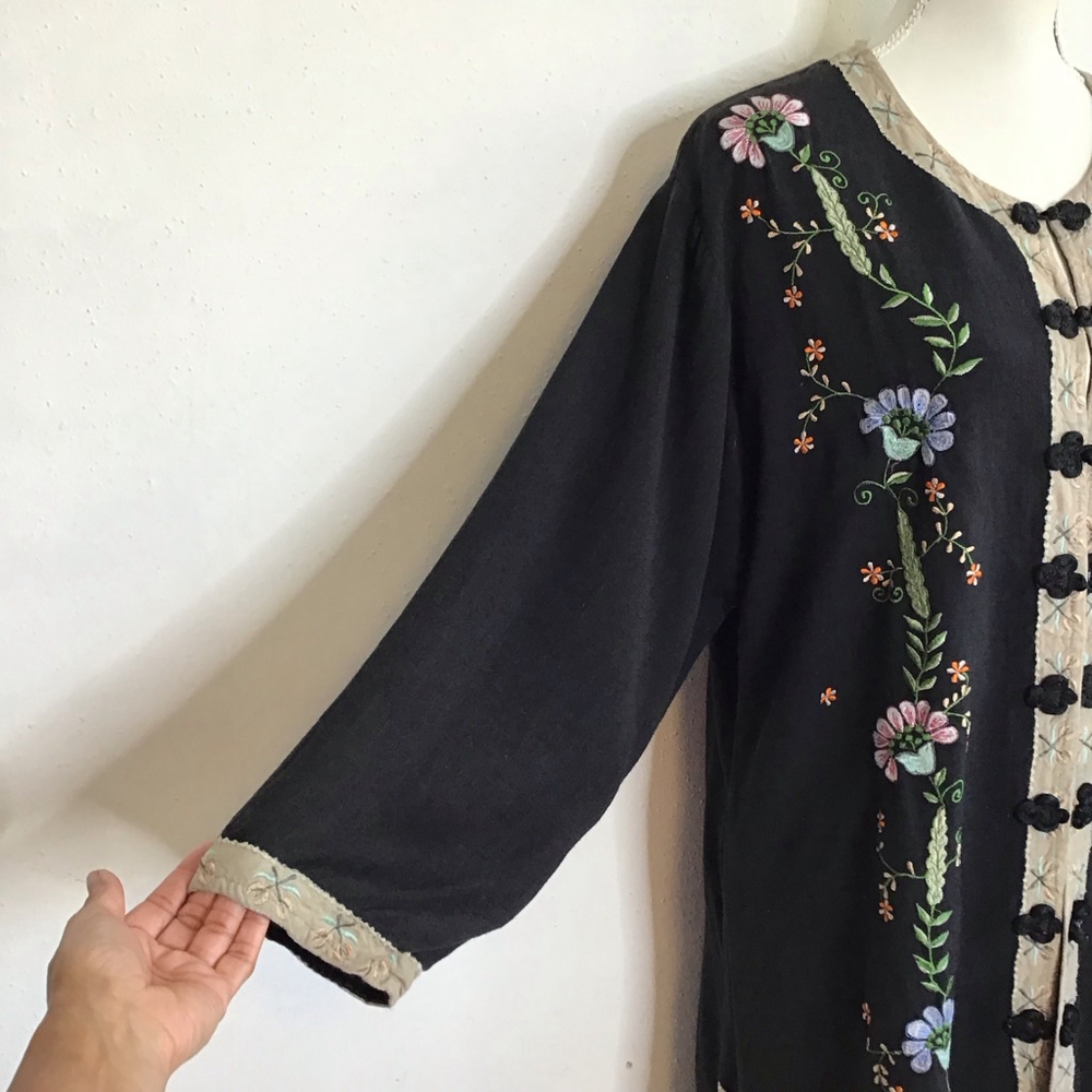 Raiment Fashions, Inc. Women India/Asian Design Black Embroidered Jacket L - Picture 4 of 14